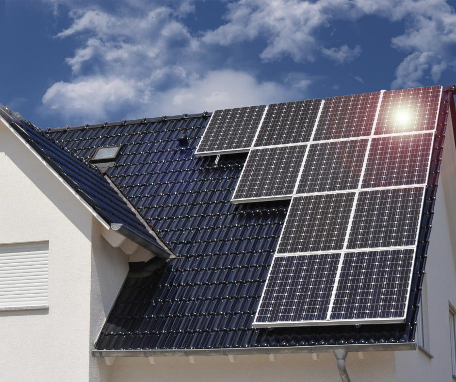 Panneaux photovoltaïques sur le toit